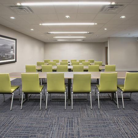 Holiday Inn Express - Mccook By Ihg Екстериор снимка