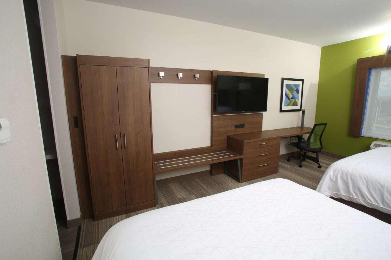 Holiday Inn Express - Mccook By Ihg Екстериор снимка